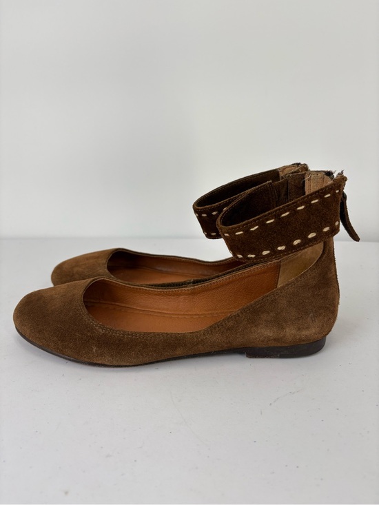 Frye Shoes - 🍎 Frye Brown Suede Ankle-Strap Ballet Flats